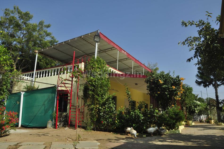 Mango Retreat Resort Moinabad, Hyderabad Banquet Hall Wedding Lawn