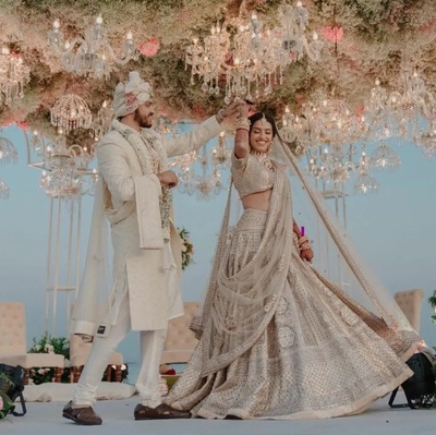 50+ Most Romantic Wedding Songs of All Time for You Two to Tango