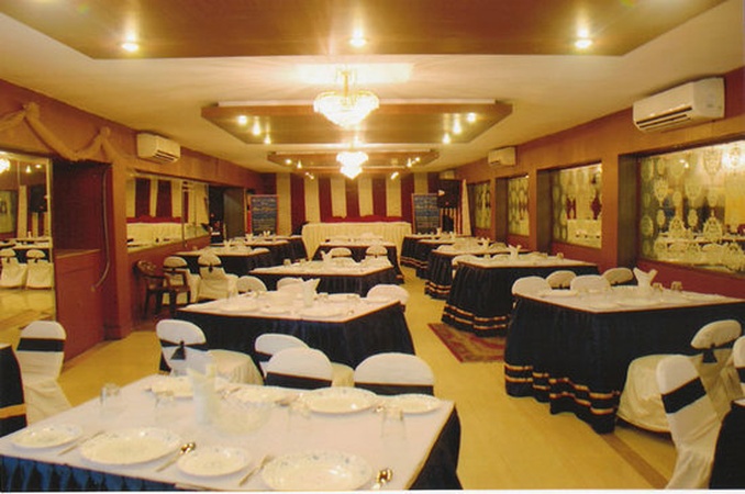 Hotel Heera International, Taltala Hotel Heera International