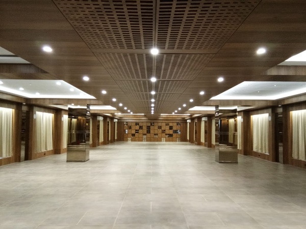 La Victoria Banquets, Adajan La Victoria Banquets