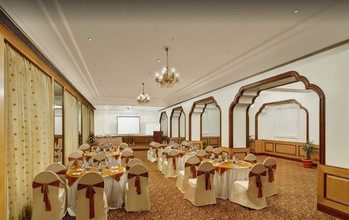 India Awadh Hotel, Hazratganj India Awadh Hotel