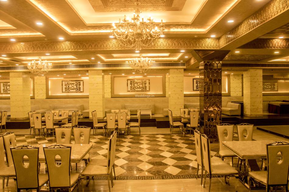 The Grace Naraina, Delhi Banquet Hall WeddingZ.in