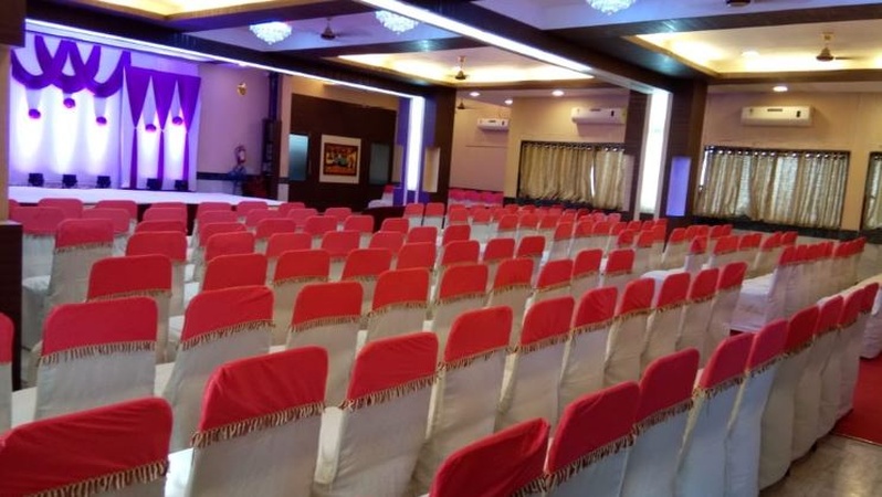 Shree Mukti Kamal Jain Mohan Mandir Hall, Dahisar West Shree Mukti Kamal Jain Mohan Mandir Hall
