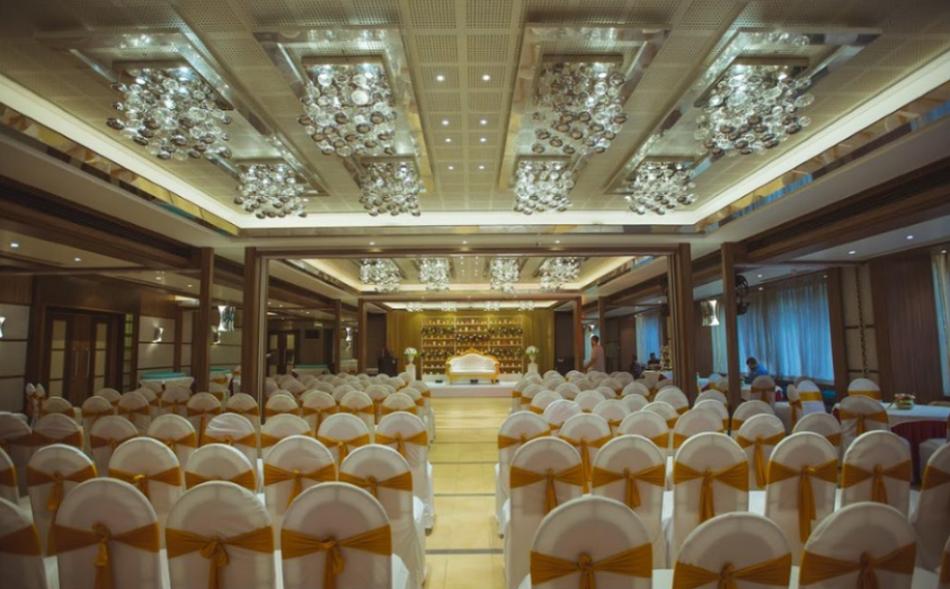 Capers Banquets Andheri East, Mumbai Banquet Hall WeddingZ.in