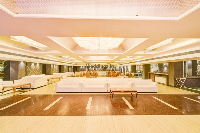 Hotel Mukut Regency Vasundhara Ghaziabad - Banquet Hall