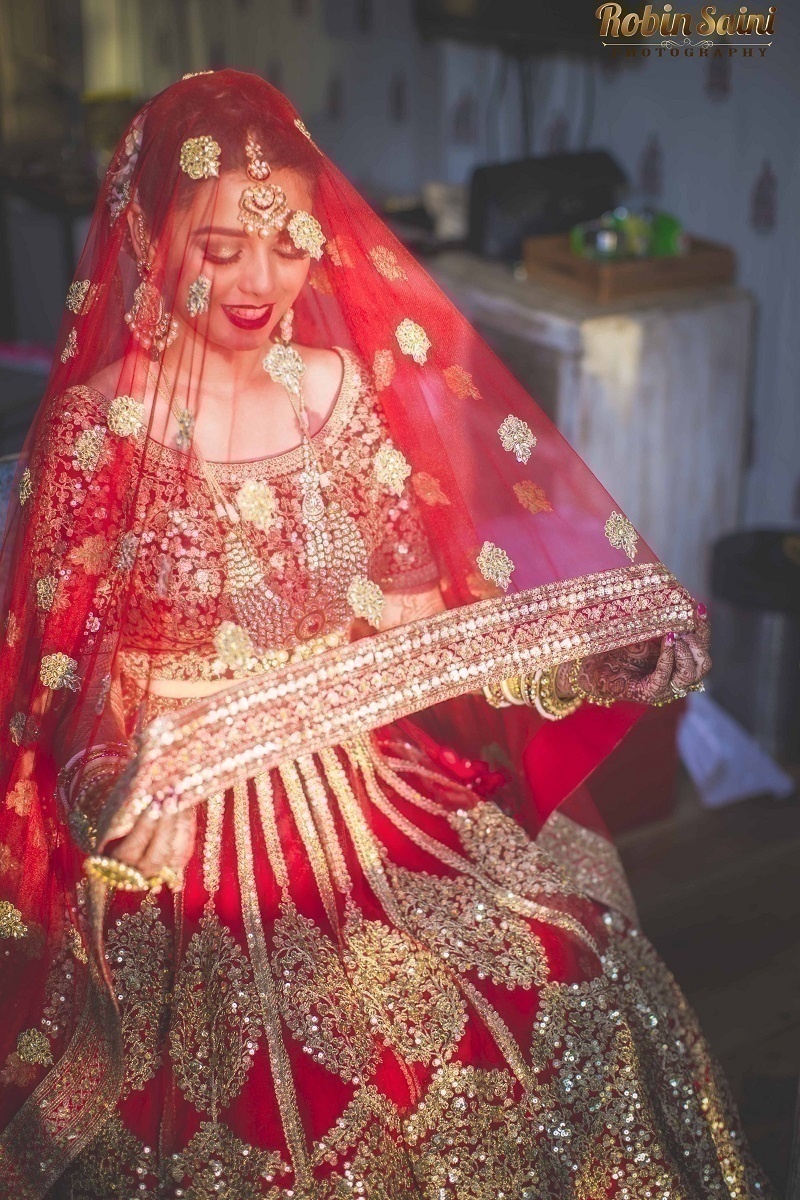 Bridal Lehenga Designs with Dupattas/Chunnis We LoveLove!