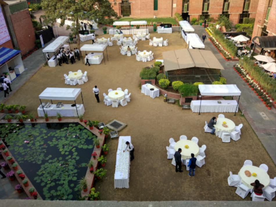 Habitat World Lodhi Road, Delhi Banquet Hall Wedding Lawn WeddingZ.in