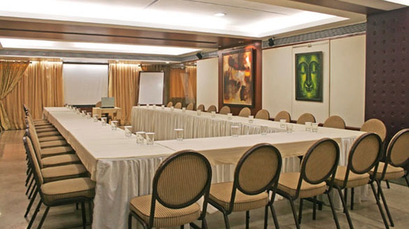 Hotel Diplomat, Colaba Hotel Diplomat