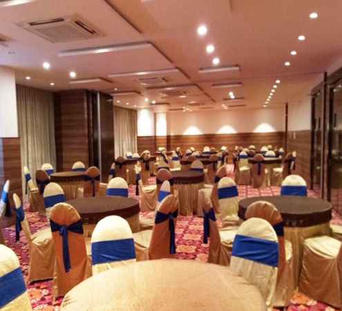 IV Sanctum Hotel, Gandhi Nagar IV Sanctum Hotel