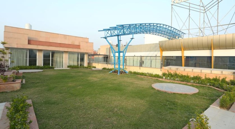 Hotel Parktel, Ghaziabad Hotel Parktel