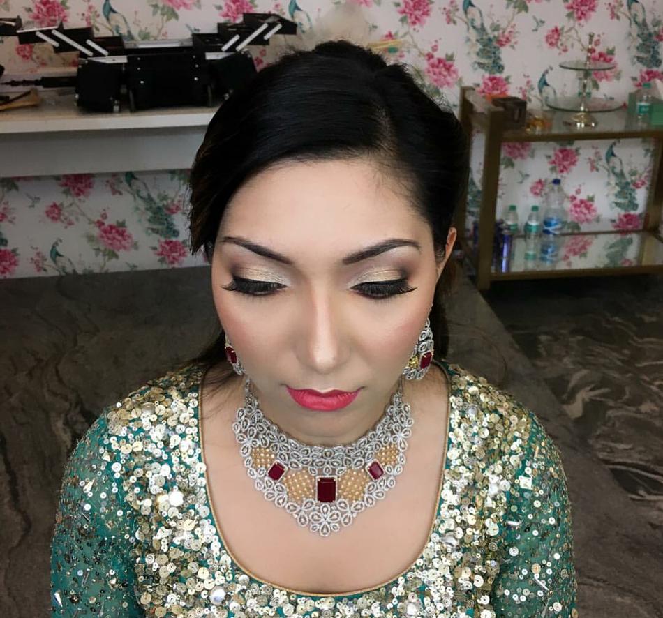 Ultimatemakeovers, Bridal Makeup Artist in Mumbai Central, Mumbai