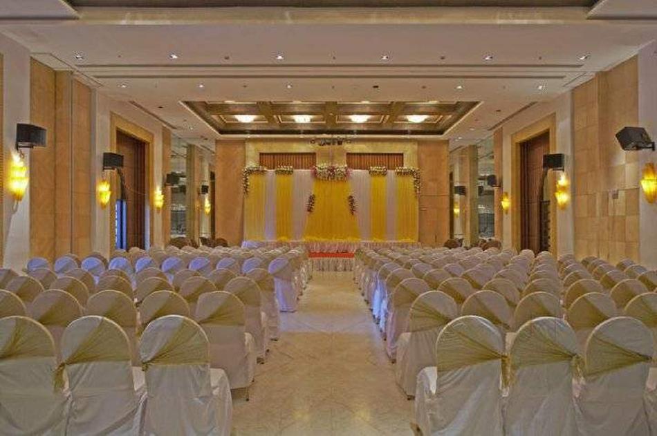 Satkar Residency Thane West, Mumbai Banquet Hall Wedding Lawn