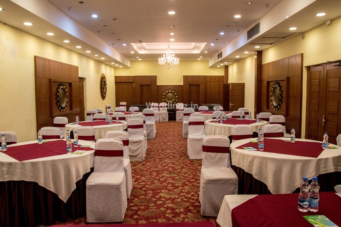 Royal Oak By Agora The Club, Gariahat Royal Oak By Agora The Club