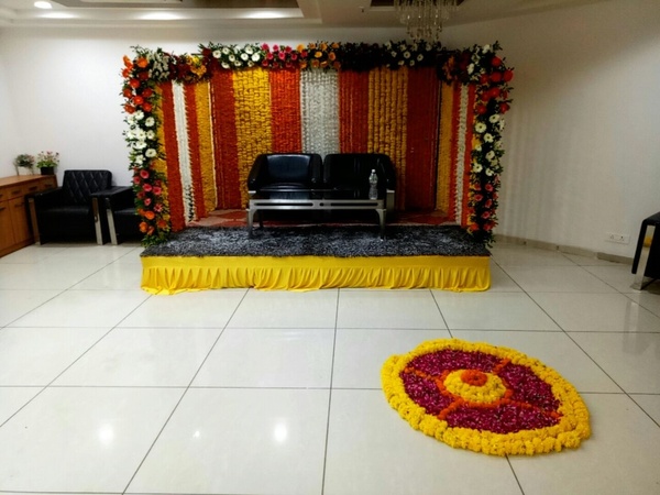 Hotel Dev Aadi, C G Road Hotel Dev Aadi