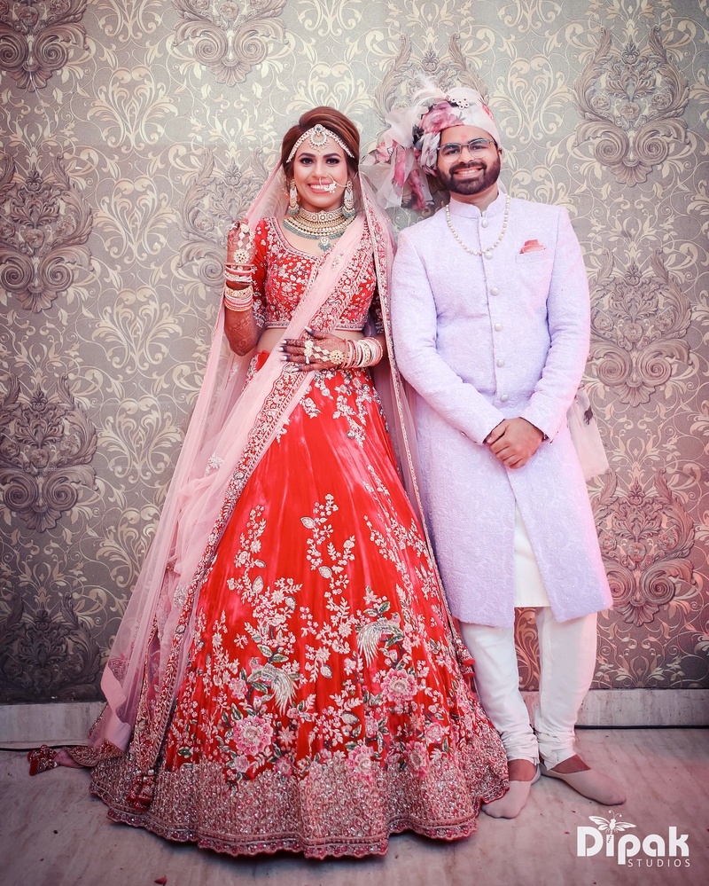 Bridal Lehenga Love – Must Have Poses & Clicks for your Wedding Album!