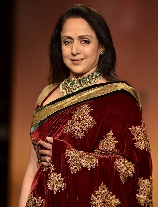 Hema Malini – Royal Look