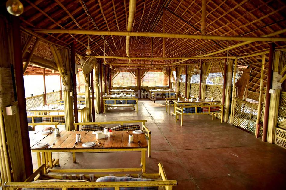 Hotel Swaraj Trimbak Road, Nashik Wedding Lawn Wedding Hotel