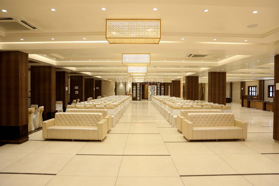 Radhe Krishna The Grand Banquet Hall Ulhasnagar, Mumbai Banquet Hall