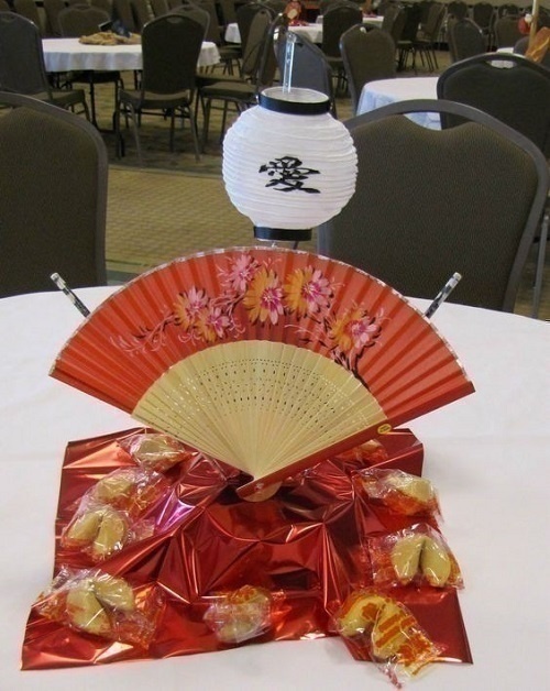 ORIENTAL THEMED WEDDING CENTREPIECES