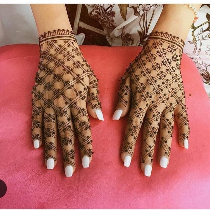 7 Beautiful Bridal Mehndi Designs We Found on Instagram | by Sanskriti  Khanna | Medium