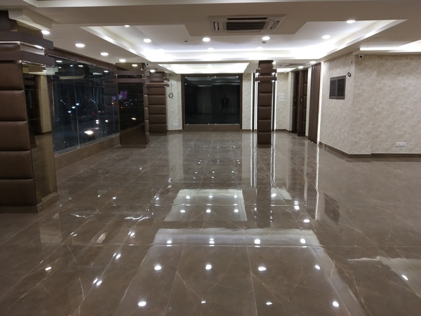 NPG Hotel, Chinar Park NPG Hotel