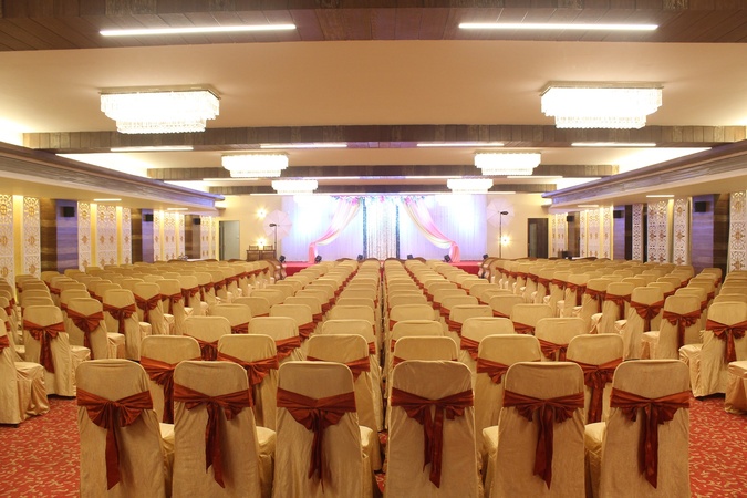 Thakur Banquet (Thakur Village Hall), Kandivali East Thakur Banquet (Thakur Village Hall)