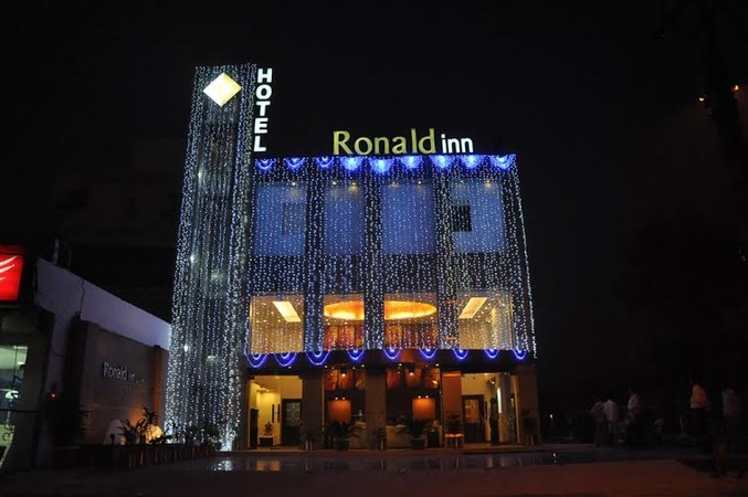 Hotel Ronald Inn, Neelam Bata Road Hotel Ronald Inn