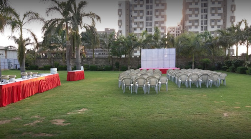 Hotel Madhuli, S G Highway Hotel Madhuli