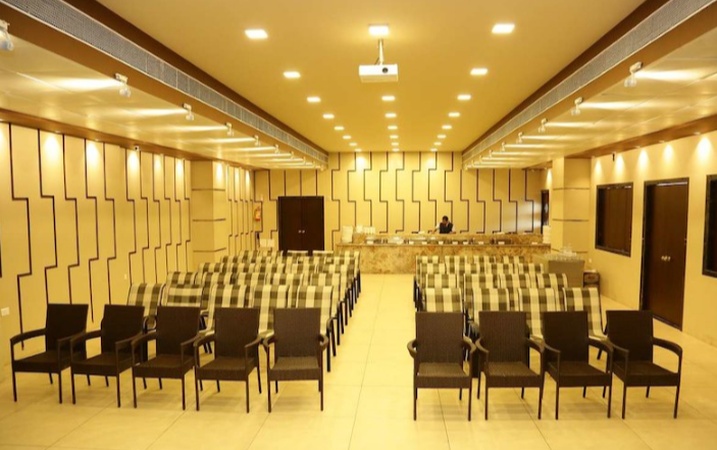 Upper Deck, Nerul Navi Mumbai Upper Deck
