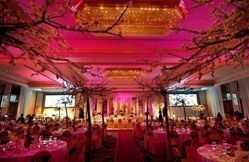 ORIENTAL THEMED WEDDING DECORATION