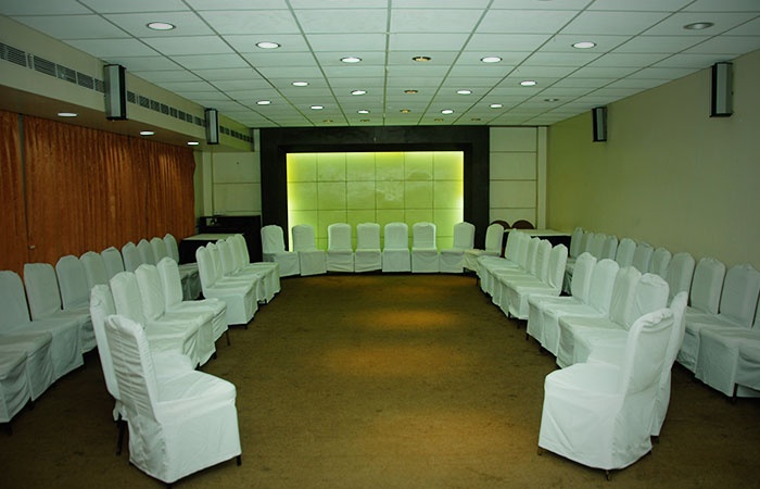 The Country Club, Adajan The Country Club