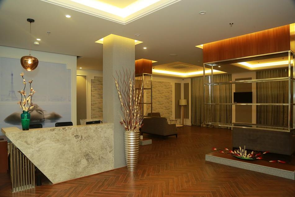 Amanora The Fern Hotels and Club Hadapsar, Pune Banquet Hall