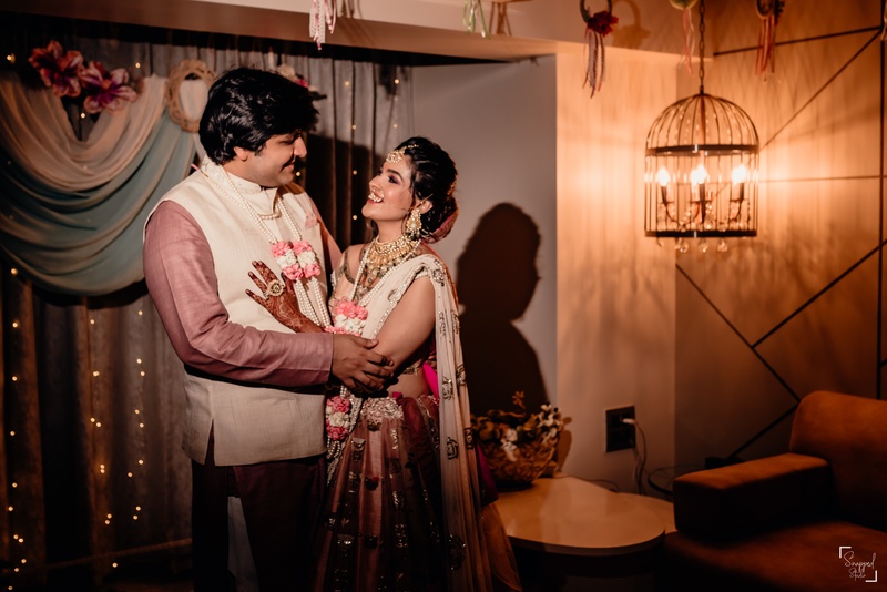 Akshaykumar & Shreya Mumbai : The Lockdown DIY Home Wedding
