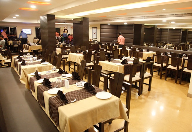 Only Parathas, Khar West Only Parathas