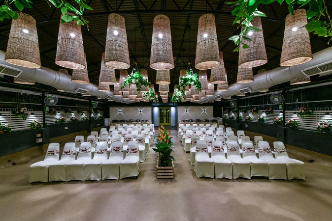The International by Tunga, Andheri East The International by Tunga