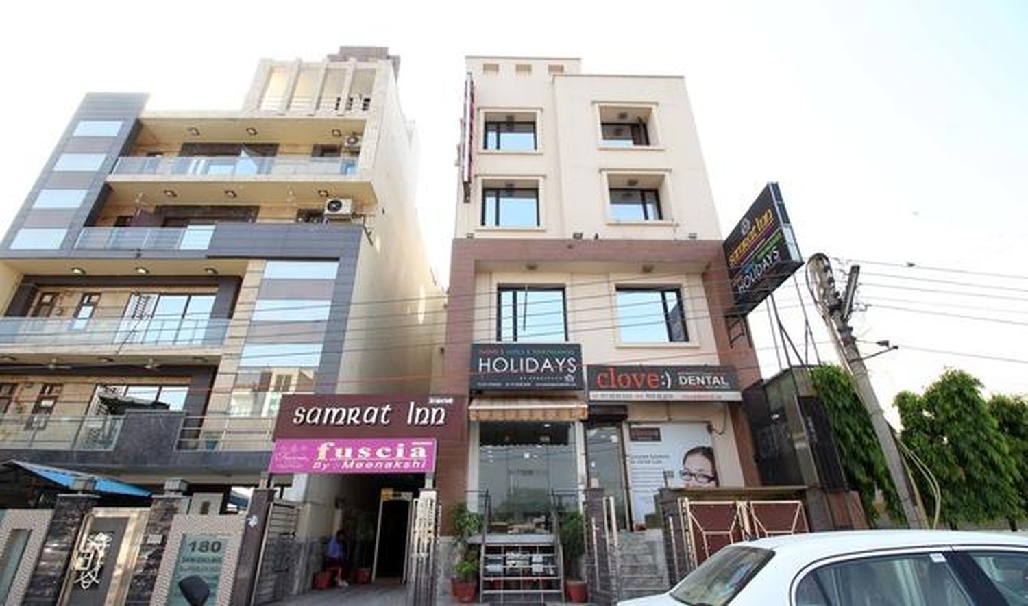 Samrat Inn Hotel Karkardooma, Delhi Banquet Hall Wedding Hotel