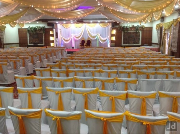 Girija Payyade Hotel, Kalyan Girija Payyade Hotel