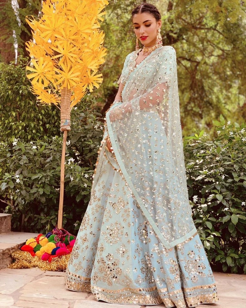 Sister of the hot sale bride lehenga