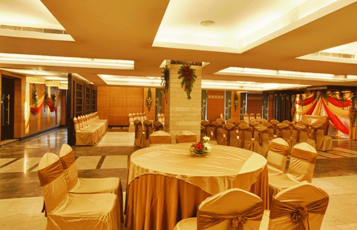 Essence Banquets, Hazratganj Essence Banquets