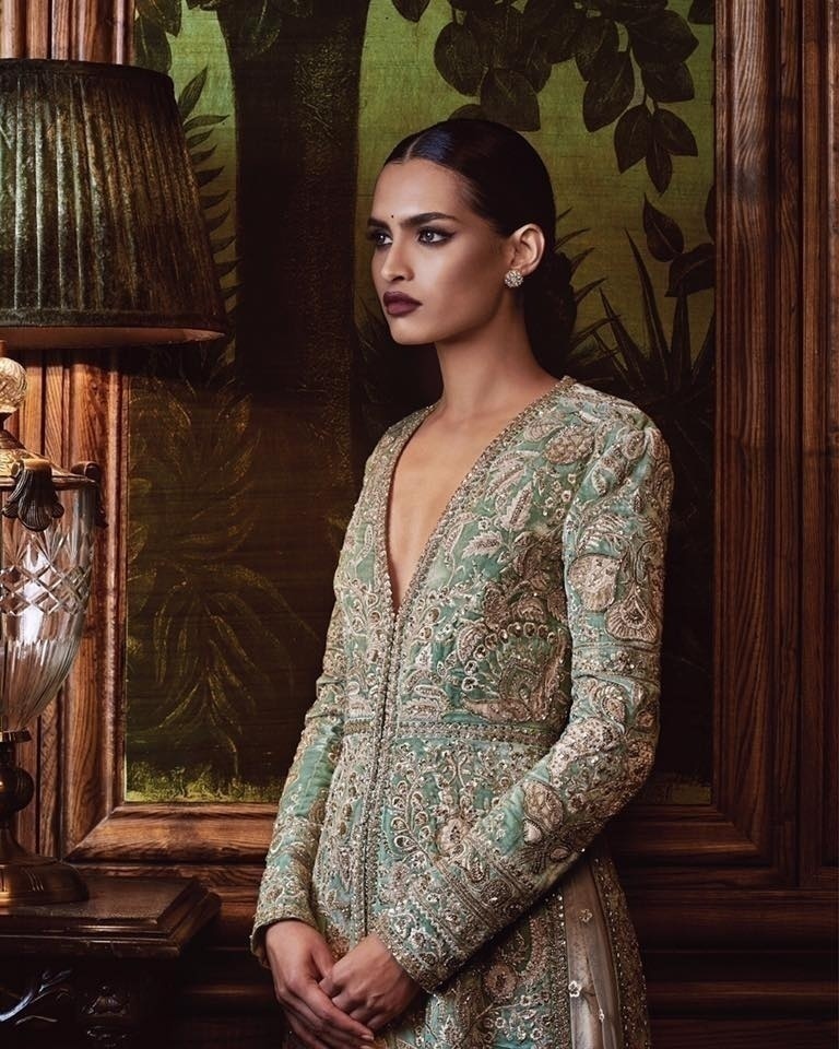 Firdaus – Sabyasachi’s Latest Indian Bridal Wear Collection Wows us, AGAIN!