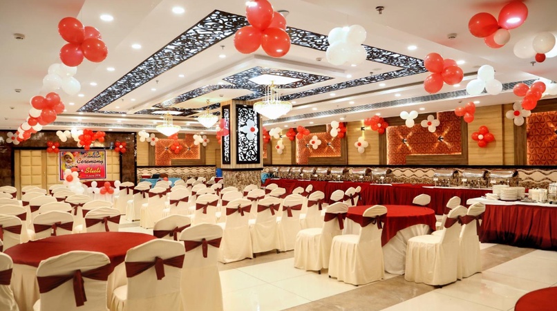 The Grand Radiant, Aminabad The Grand Radiant
