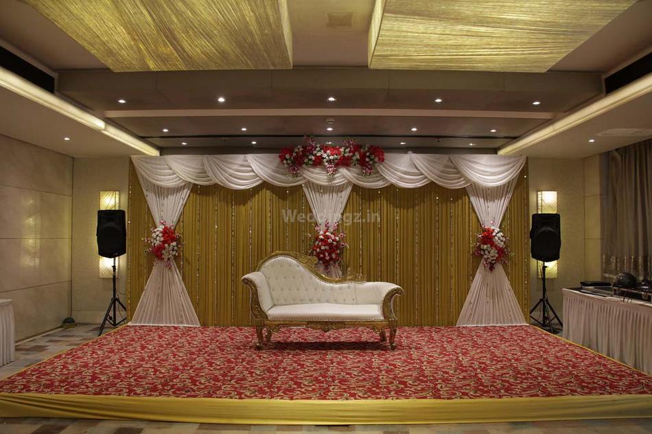 Zaika Oyster Banquet Aquaria) Borivali West, Mumbai Banquet