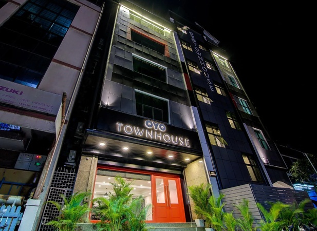 OYO Townhouse 042 Urvashi Theatre, Sudhama Nagar OYO Townhouse 042 Urvashi Theatre