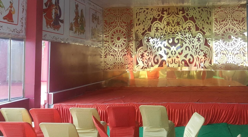 Shree Bhagirath Palace, Queen's Road Shree Bhagirath Palace