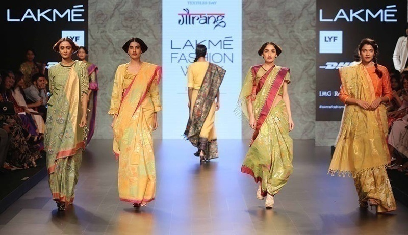 Bridal Trousseau Trunk Treasures from Gaurang Shah’s Calico – Lakme Fashion Week 2016