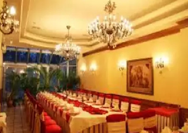 Hotel Mannat International, Tiljala Hotel Mannat International