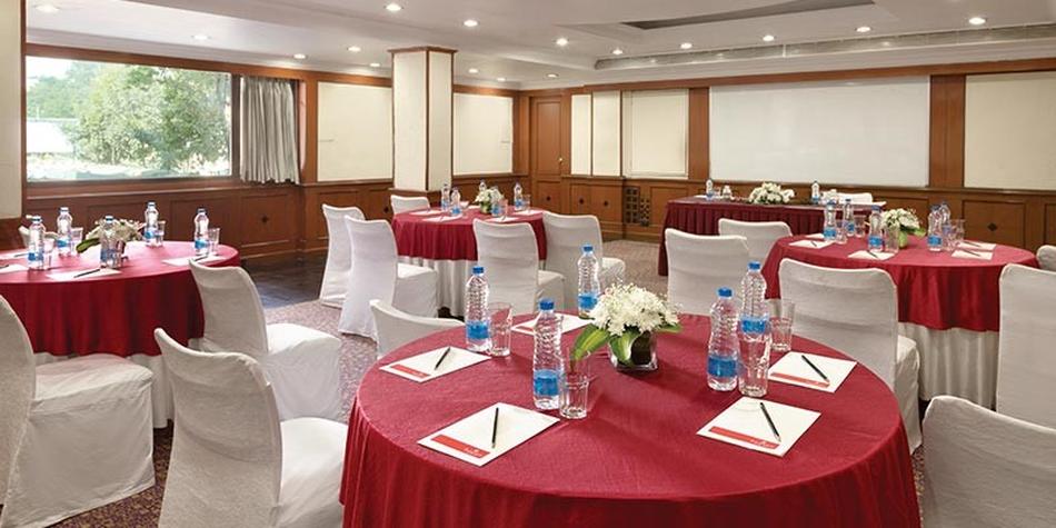 T T Forex Ltd () - No/1, Imperial Court, No, Cunningham Road, Bangalore, Karnataka -