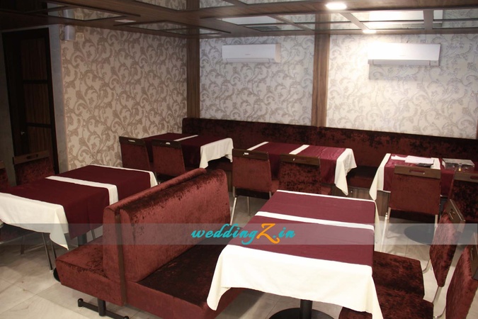 Gold Coins Restaurant & Banquets, Tardeo Gold Coins Restaurant & Banquets