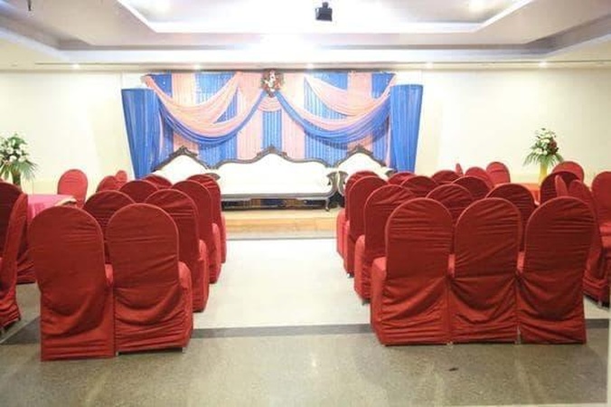 Royal Park Hotels & Resorts, Indirapuram Royal Park Hotels & Resorts