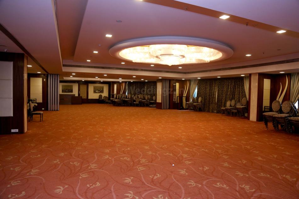 Evershine Banquets Malad West, Mumbai Banquet Hall WeddingZ.in